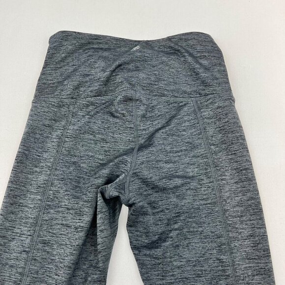 GAIAM Womens Cropped Athletic Leggings Cutout Gray Space Dye Size XS - Picture 6 of 8